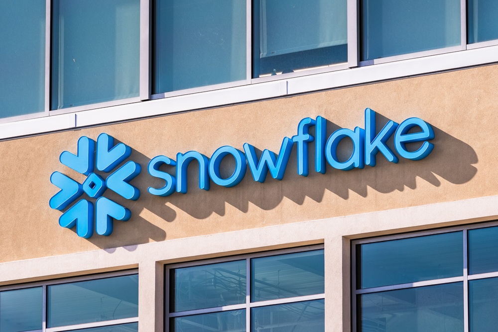【美股新聞】Snowflake營收成長火力全開,股價還有上漲空間!