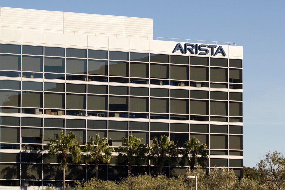 【美股焦點】Arista Networks 25Q1財報強勁，為什麼股價卻下跌7％？