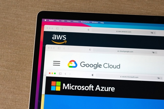 【關鍵趨勢】微軟、亞馬遜、Google雲端霸主AI大對決,誰更有投資價值?
