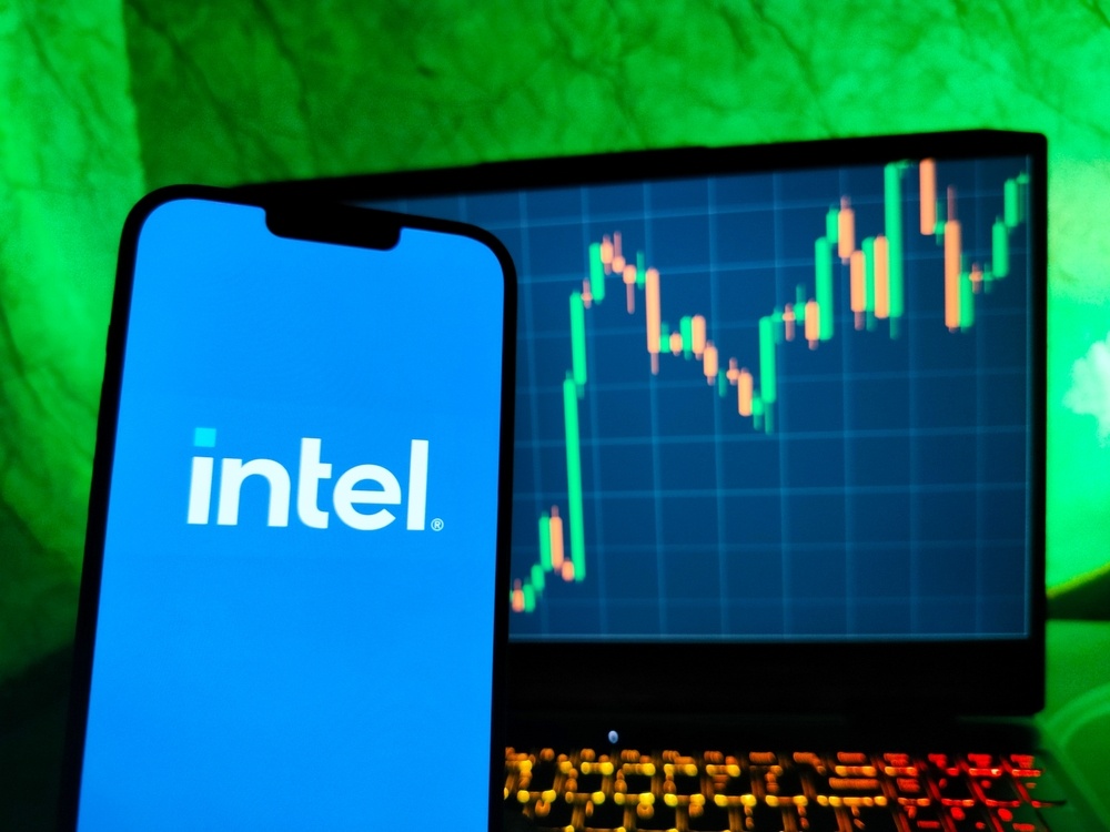 【美股焦點】英特爾裁員、減持Mobileye，股價大漲6%！