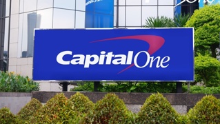 【美股焦點】Capital One股價創新高，併購效益發威？