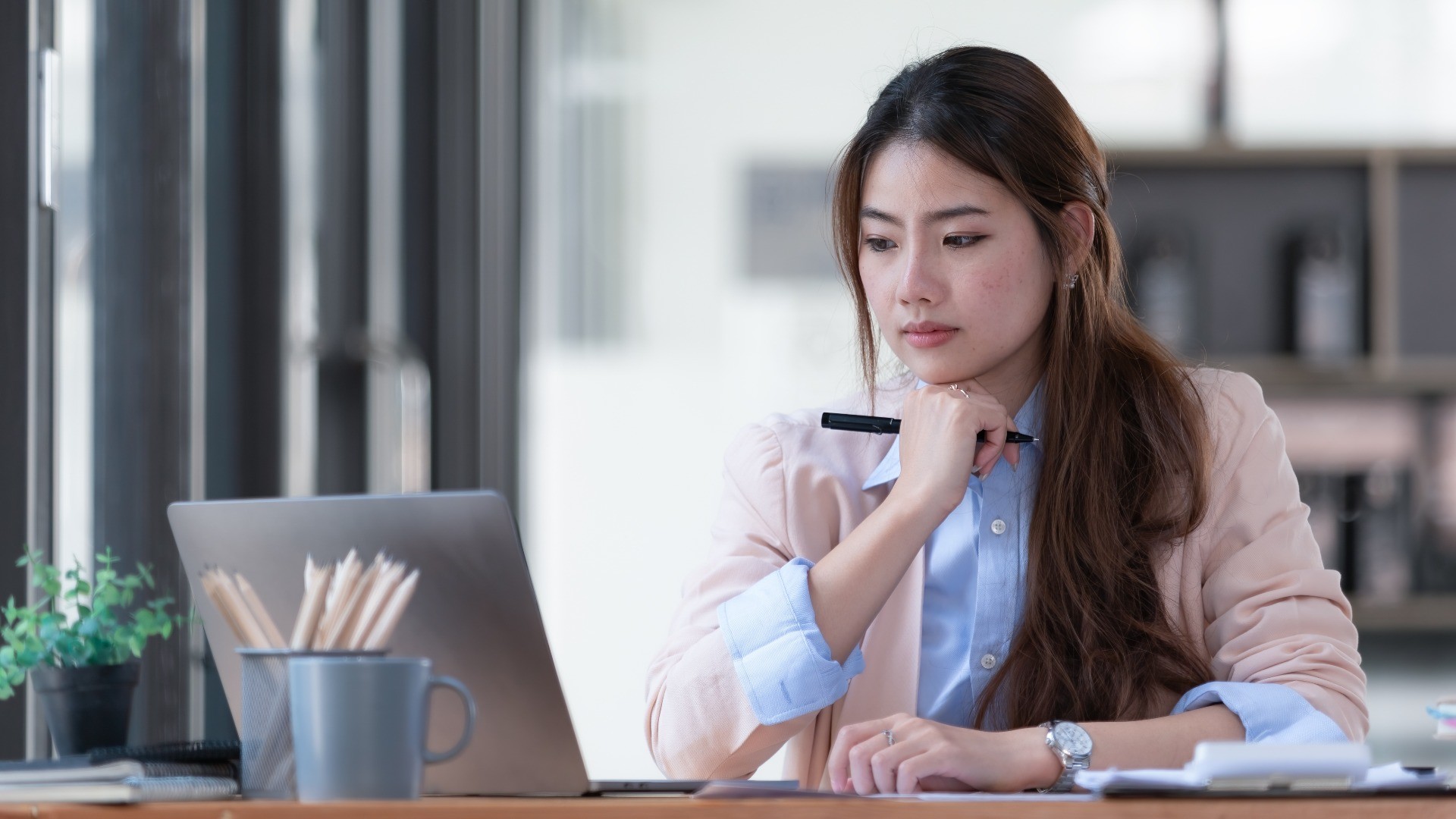 高股息ETF「卡關」該抱牢還是換股？5原則破解報酬焦慮！