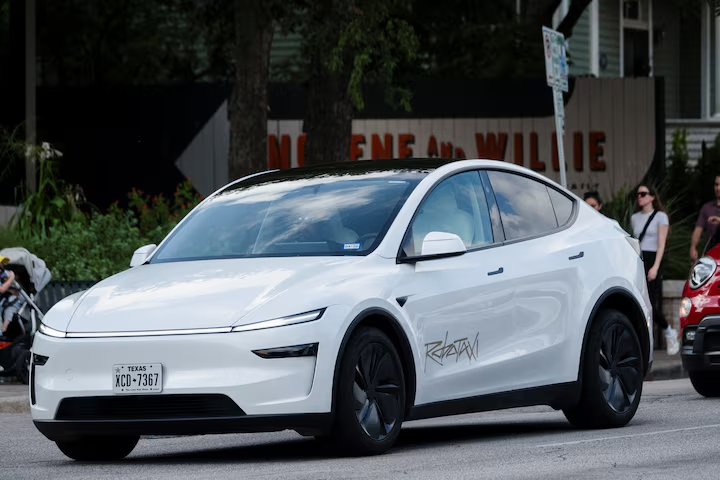 特斯拉 (TSLA) ：全面轉型，AI、能源與自駕商業化的新格局