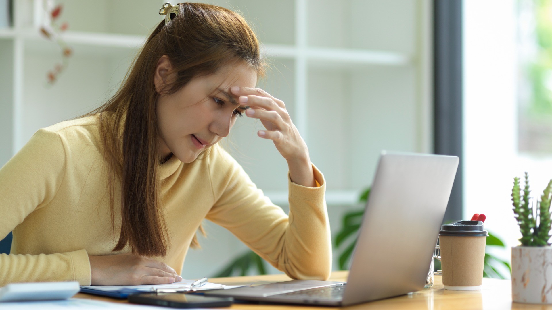 2025保險理賠大數據揭秘！當醫療費動輒數十萬，你的保單真的夠「保」嗎？