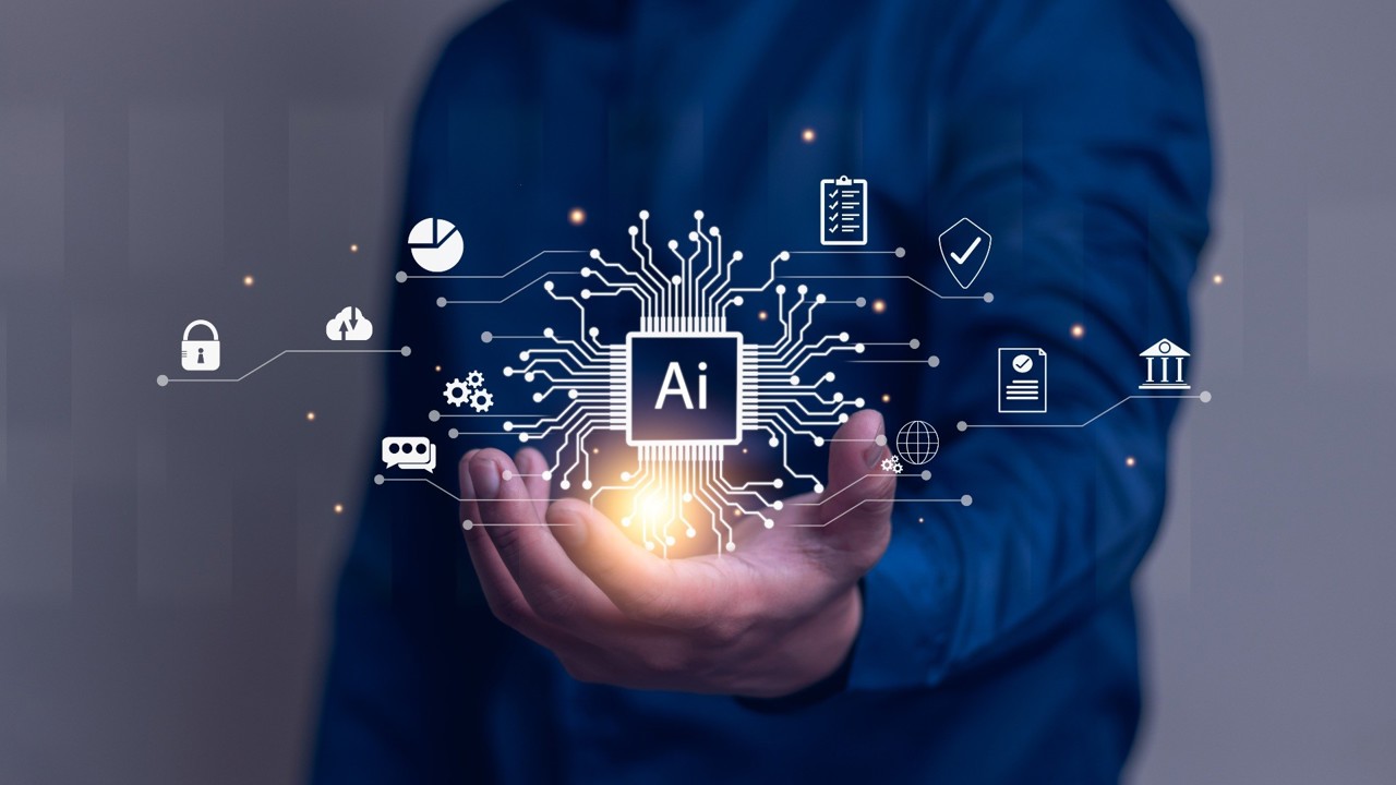 2025科技十大話題:晶片戰、AI三強爭霸、人形機器人,台灣站上供應鏈核心!