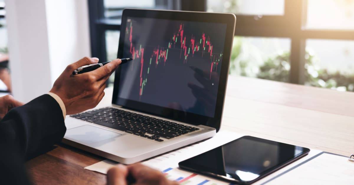 台積電飆 3,000 元就該出場？蔡明翰解析 ABF 載板、低軌衛星、CPO 三大族群操作策略！