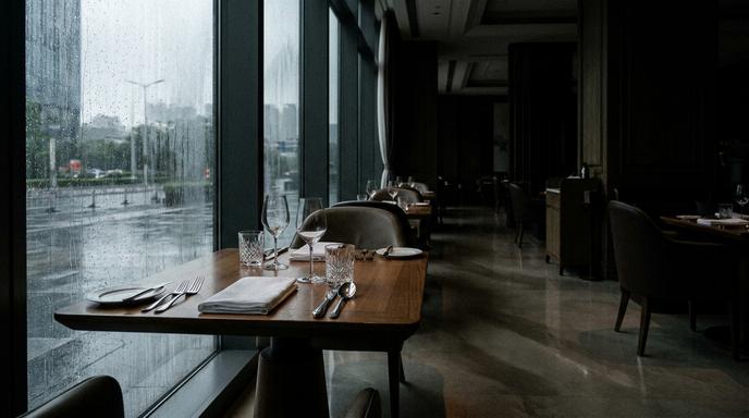 【即時新聞】Happy City(HCHL)公布上半年營收達232萬美元，受深圳價格戰與食材損耗拖累