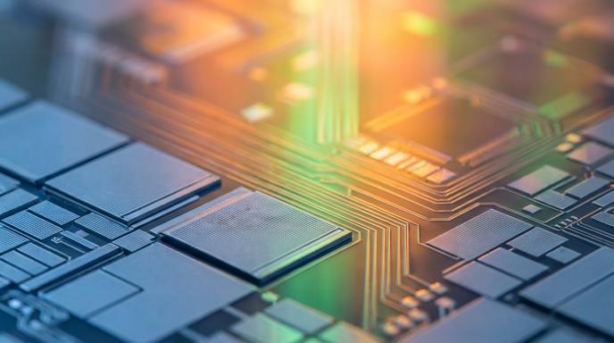 半導體先進製程與零組件供應鏈營收趨勢