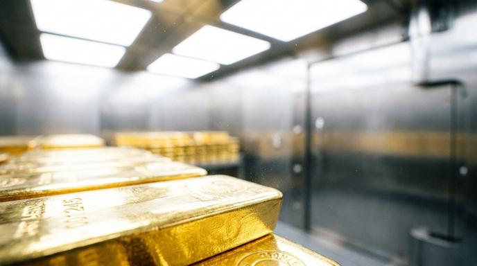 【即時新聞】黃金ETF(GLD)終結連跌！美元走弱與央行買盤發酵，瑞銀喊話必備