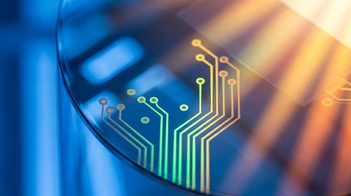 AI PC與智慧型手機規格升級帶動半導體供應鏈受惠示意圖