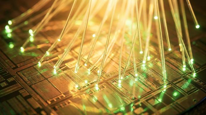 AI 時代網通基礎建設與新一代連網技術演進示意圖