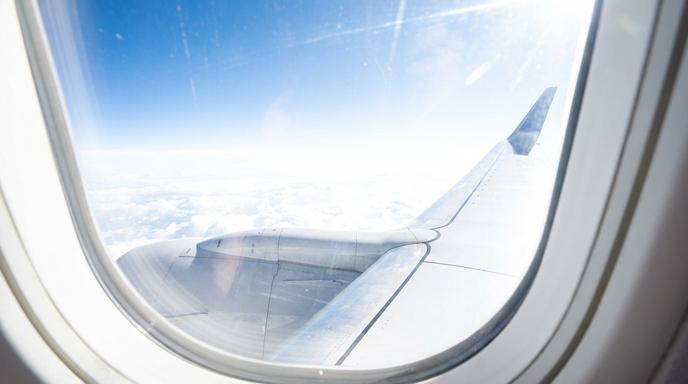 【即時新聞】美國航空(AAL)等4檔票價狂飆！無懼客流量下滑，航空業利潤迎爆發？
