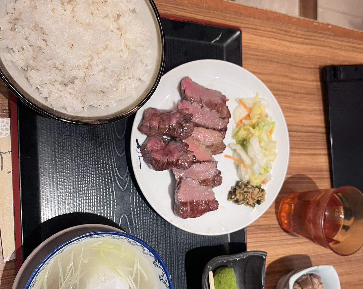 堅先生
