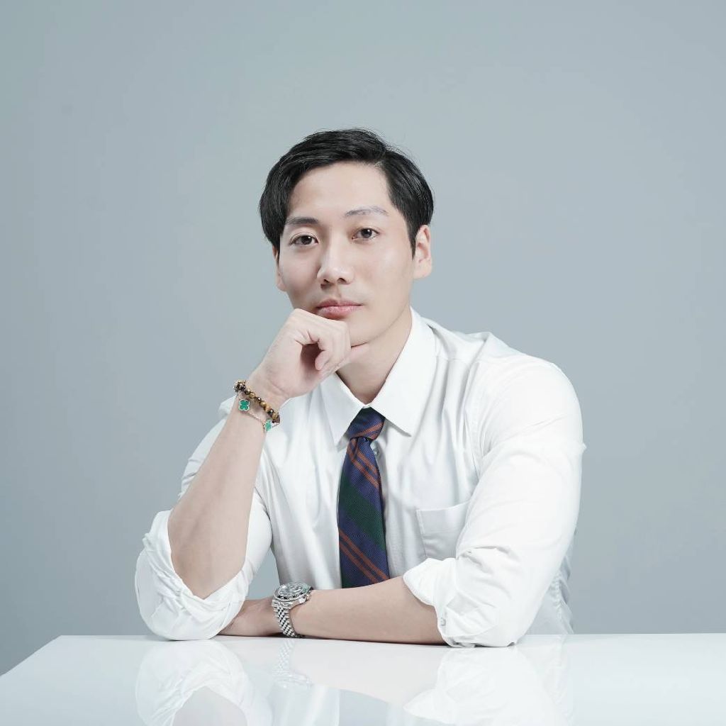 肌肉書僮