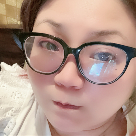 簡郁芳